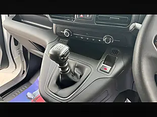 Used 2023 Peugeot Partner Asphalt Premium+ Ice White - Interior and Exterior details 20