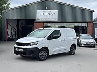 Used 2023 Peugeot Partner Asphalt Premium+ Ice White - Interior and Exterior details 3