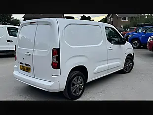 Used 2023 Peugeot Partner Asphalt Premium+ Ice White - Interior and Exterior details 7