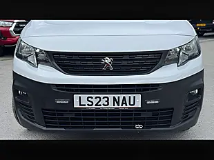Used 2023 Peugeot Partner Asphalt Premium+ Ice White - Interior and Exterior details 9
