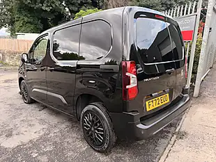 Used 2023 Peugeot Partner Professional Premium+ Black - Interior and Exterior details 7