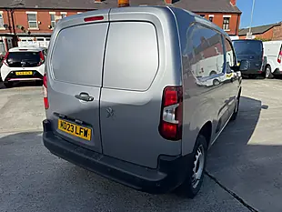 Used 2023 Peugeot Partner Professional Premium Cumulus Grey - Interior and Exterior details 8