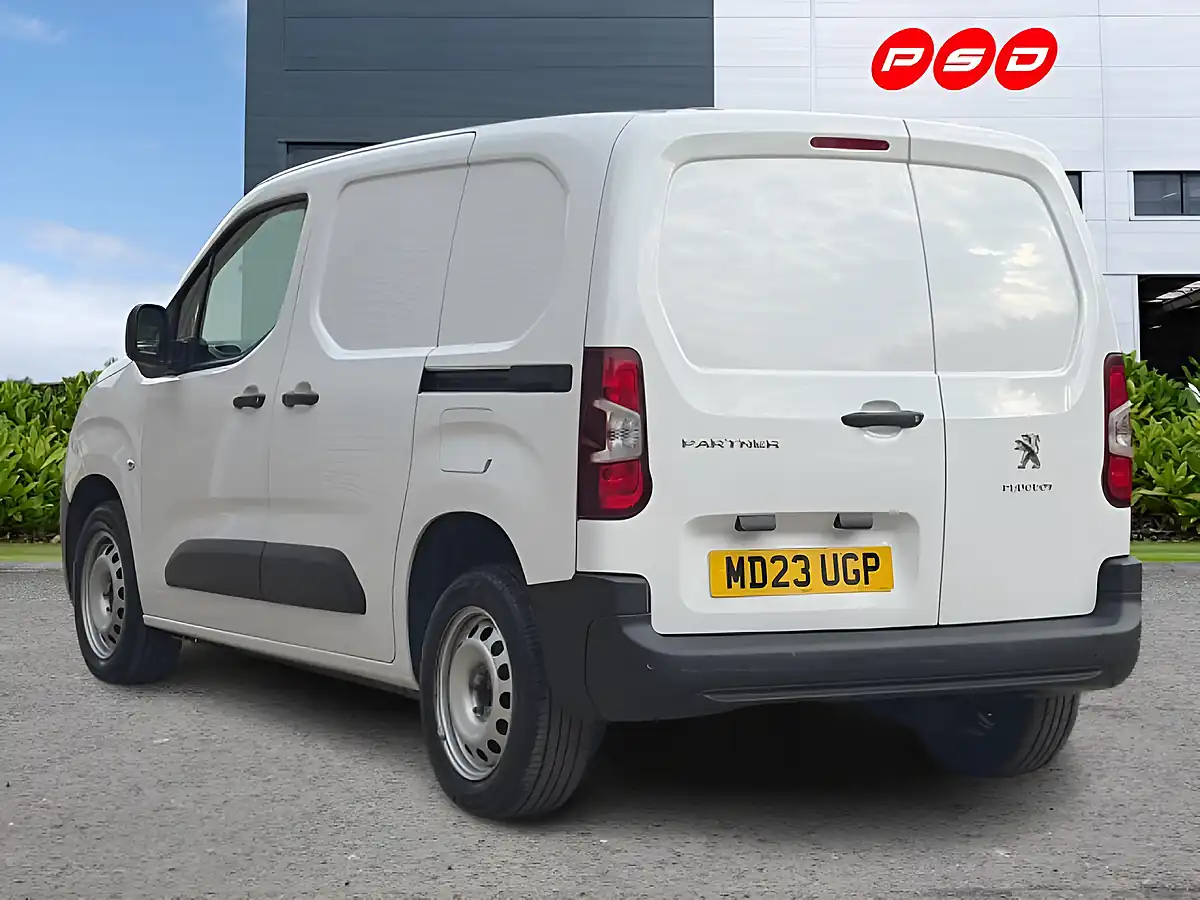 Used 2023 Peugeot Partner Professional Premium Ice White - Interior and Exterior details 5