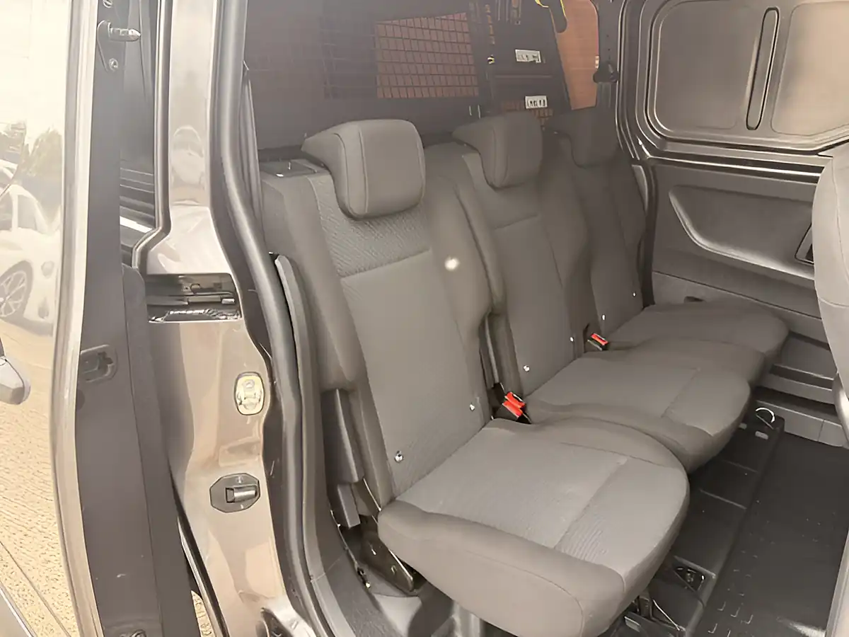 Used 2023 Peugeot Partner Professional Premium Long Crew Lwb Grey - Interior and Exterior details 13