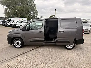 Used 2023 Peugeot Partner Professional Premium Long Crew Lwb Grey - Interior and Exterior details 9