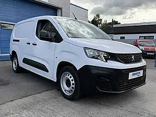 Used 2023 Peugeot Partner Professional Premium Long Crew Van Double Cab White - Interior and Exterior details 2