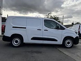 Used 2023 Peugeot Partner Professional Premium Long Crew Van Double Cab White - Interior and Exterior details 9