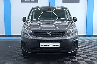 Used 2023 Peugeot Partner Professional Premium Nimbus Grey - Interior and Exterior details 4