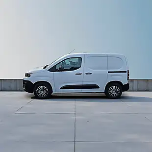Used 2023 Peugeot Partner Professional Premium Plus Alpine White - Interior and Exterior details 5