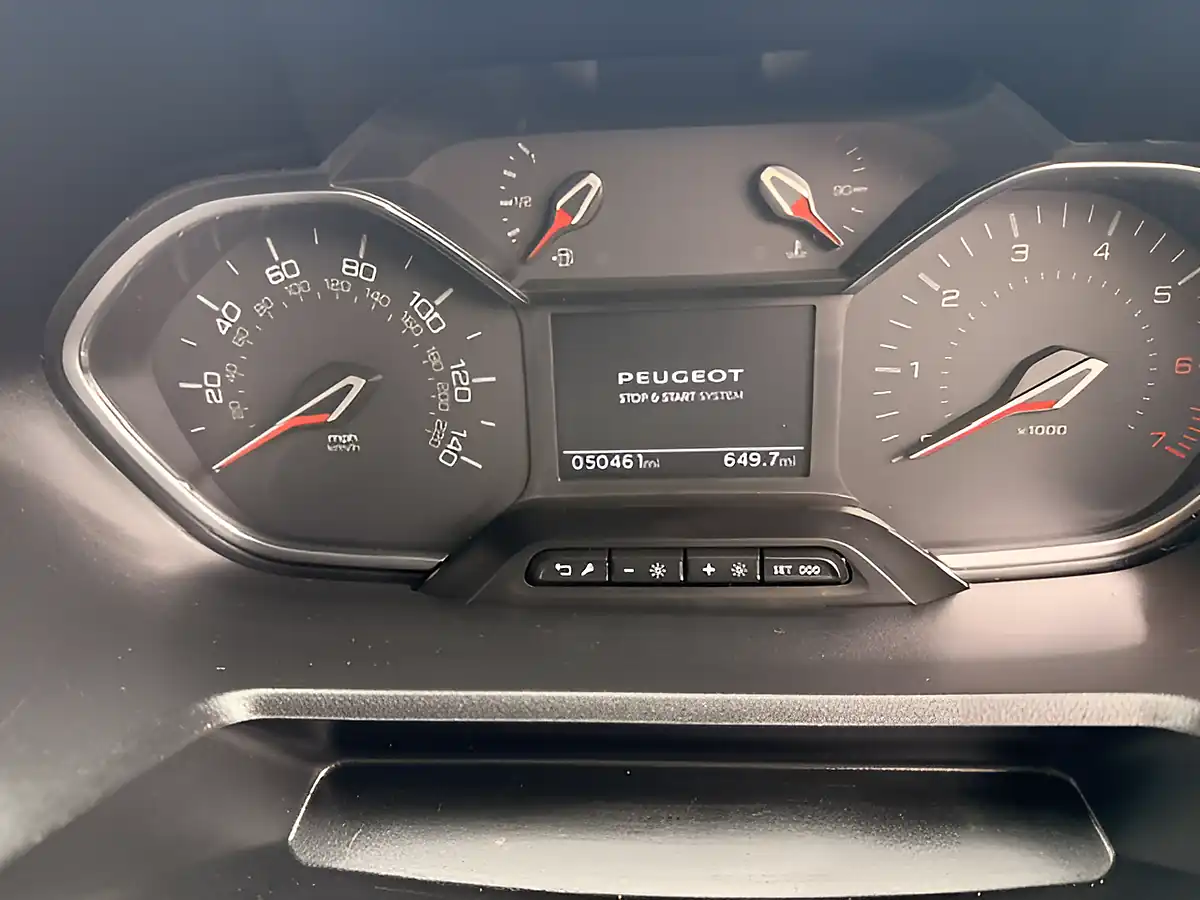 Used 2023 Peugeot Partner Professional Premium Plus Grey - Interior and Exterior details 19