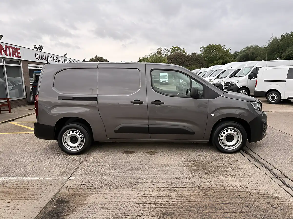 Used 2023 Peugeot Partner Professional Premium Plus Grey - Interior and Exterior details 2
