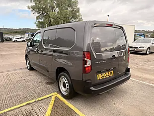 Used 2023 Peugeot Partner Professional Premium Plus Grey - Interior and Exterior details 7
