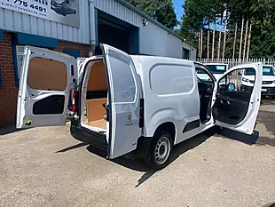 Used 2023 Peugeot Partner Professional Premium Plus White - Interior and Exterior details 13