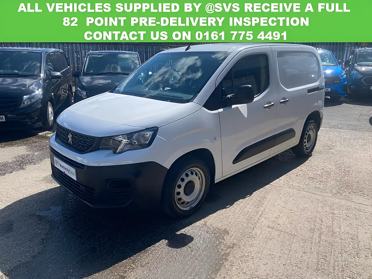 Used 2023 Peugeot Partner Professional Premium Plus White - Interior and Exterior details 4