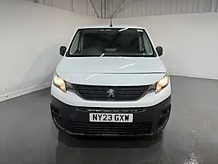 Used 2023 Peugeot Partner Professional Premium + Standard White - Interior and Exterior details 2