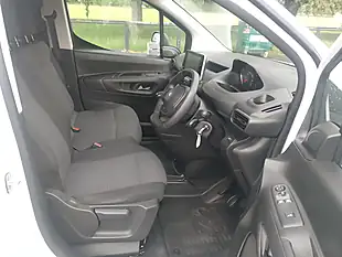 Used 2023 Peugeot Partner Professional Premium+ White - Interior and Exterior details 10