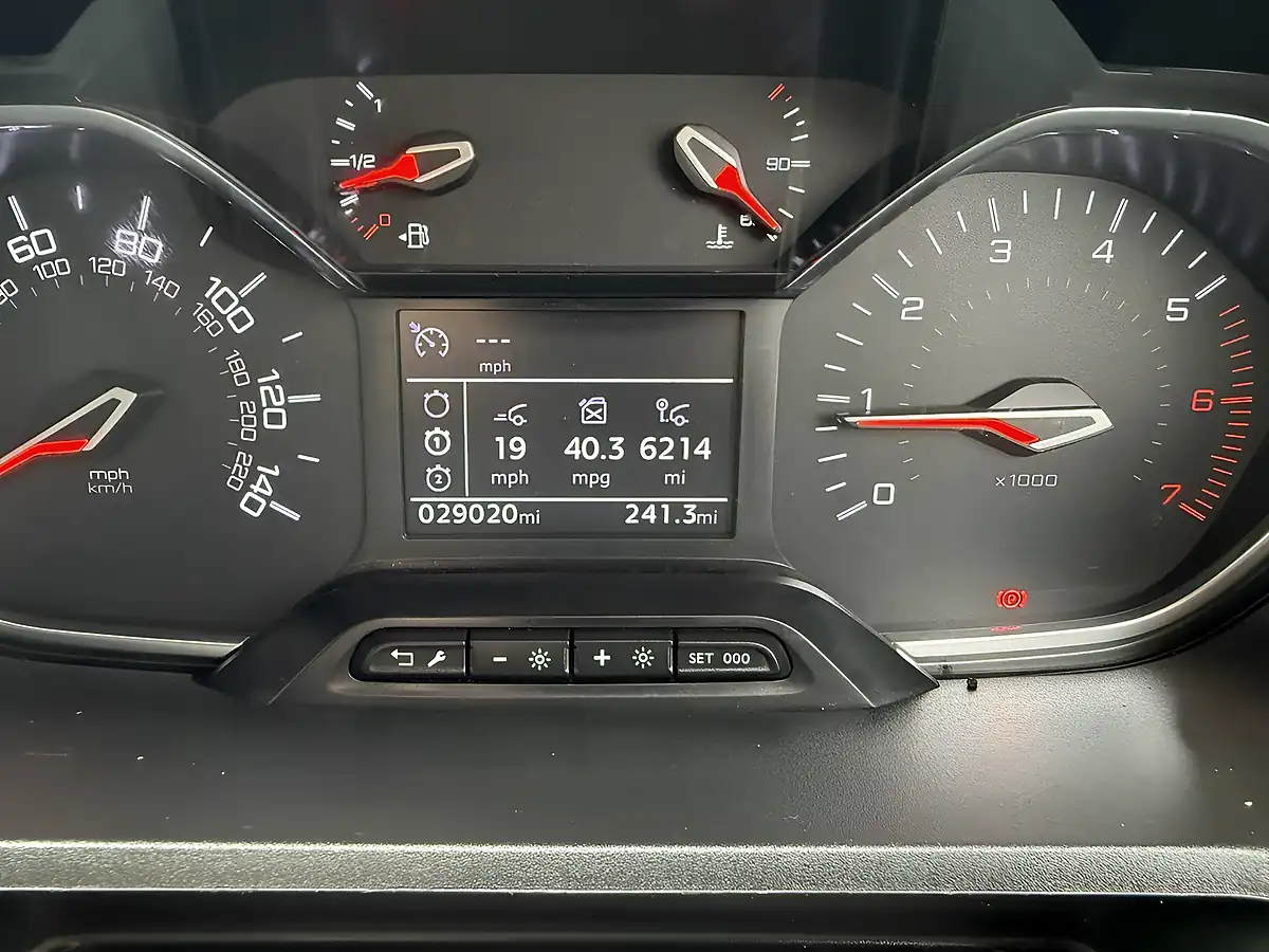 Used 2023 Peugeot Partner Professional Premium + White - Interior and Exterior details 20