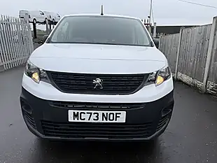 Used 2023 Peugeot Partner Professional Premium + White - Interior and Exterior details 3