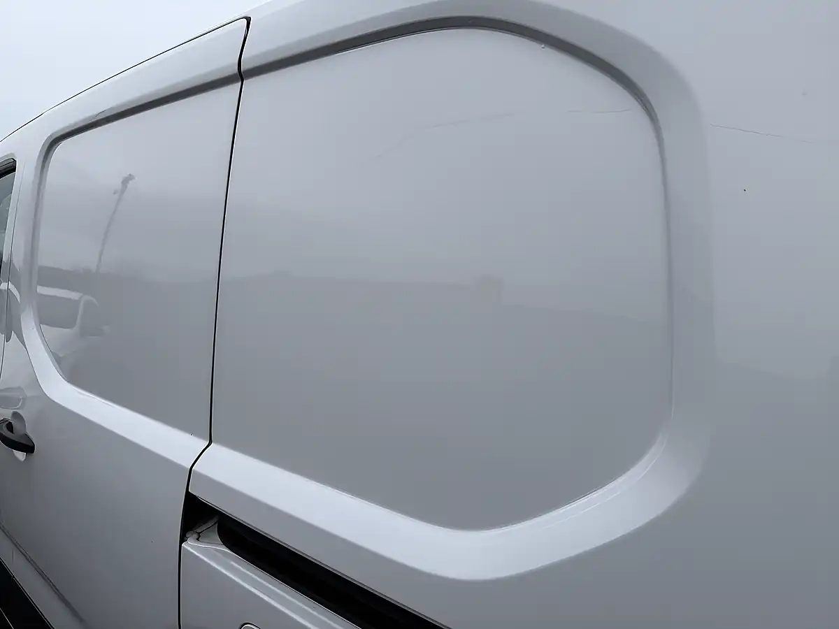 Used 2023 Peugeot Partner Professional Premium + White - Interior and Exterior details 7