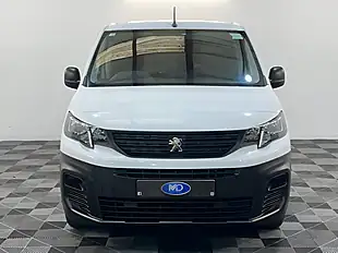 Used 2023 Peugeot Partner Professional Premium+ White - Interior and Exterior details 7