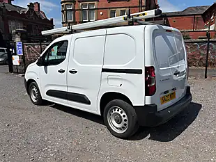 Used 2023 Peugeot Partner Professional Premium + White - Interior and Exterior details 5