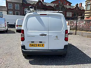 Used 2023 Peugeot Partner Professional Premium + White - Interior and Exterior details 8