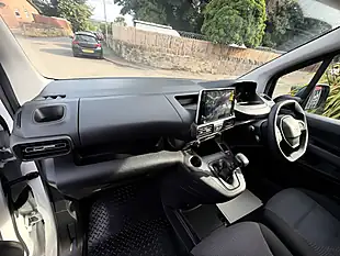 Used 2023 Peugeot Partner Professional Premium+ White - Interior and Exterior details 15