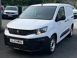 Used 2023 Peugeot Partner Professional Premium+ White - Interior and Exterior details 2