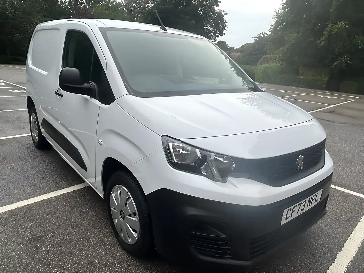 Used 2023 Peugeot Partner Professional Premium + White - Front View