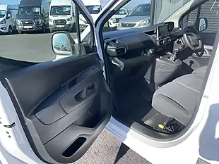 Used 2023 Peugeot Partner Professional Premium+ White - Interior and Exterior details 12