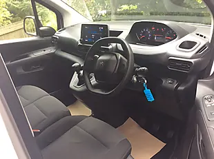 Used 2023 Peugeot Partner Professional Premium+ White - Interior and Exterior details 11