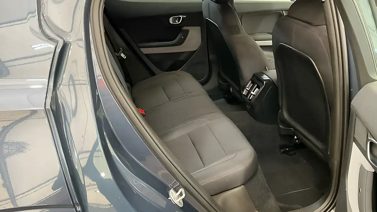 Used 2023 Polestar 2 Standard Range Blue - Interior and Exterior details 8