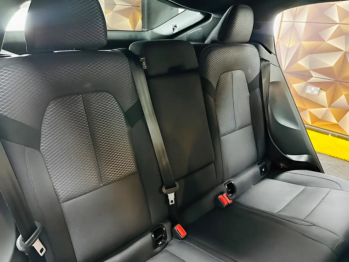 Used 2023 Polestar Polestar 2 Long Range Blue - Interior and Exterior details 10