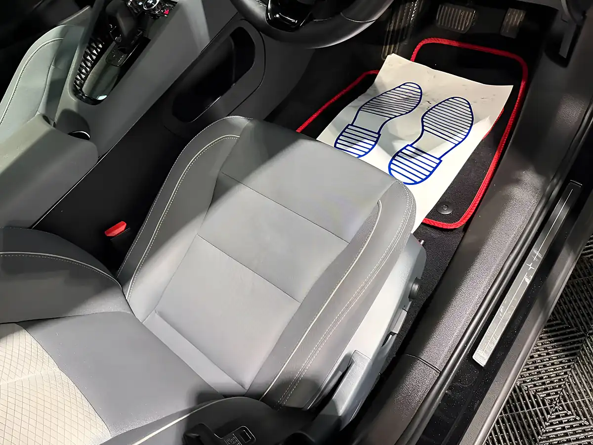 Used 2023 Polestar Polestar 2 Long Range Fastback Black - Interior and Exterior details 13