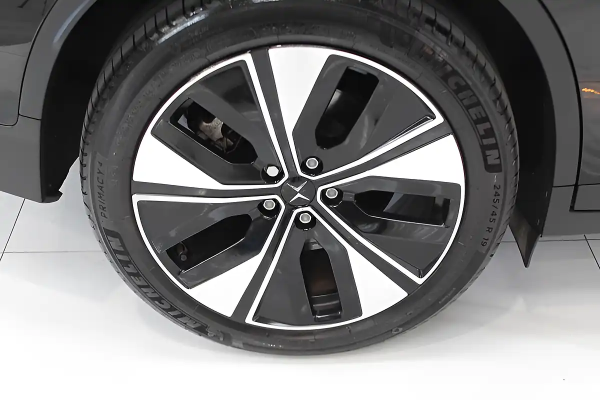 Used 2023 Polestar Polestar 2 Long Range Fastback Black - Interior and Exterior details 14