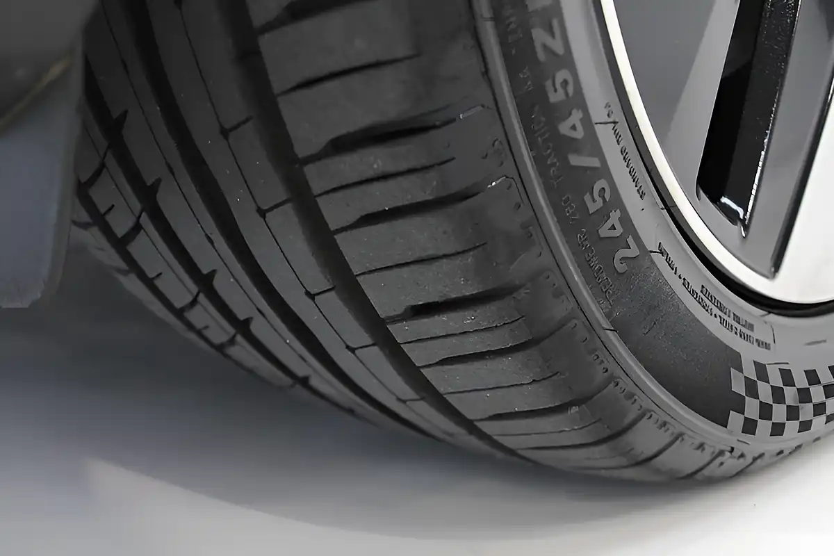 Used 2023 Polestar Polestar 2 Long Range Fastback Black - Interior and Exterior details 9
