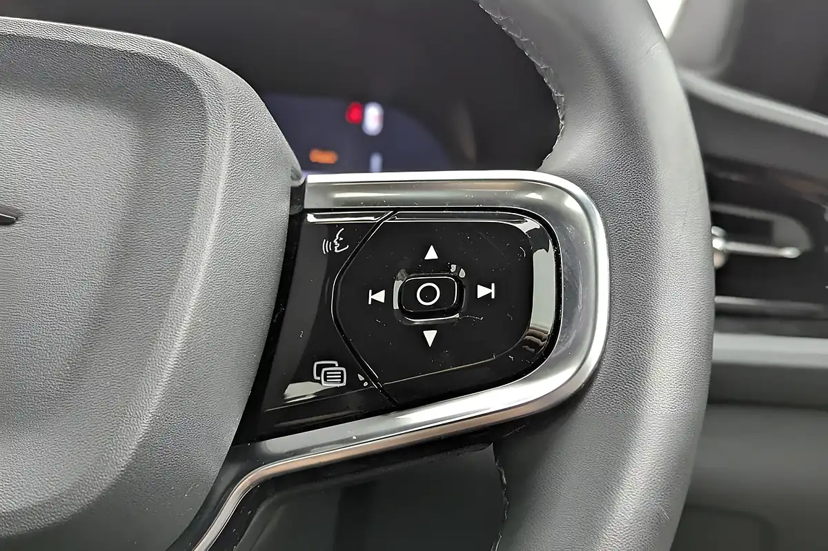 Used 2023 Polestar Polestar 2 Long Range Fastback Grey - Interior and Exterior details 15