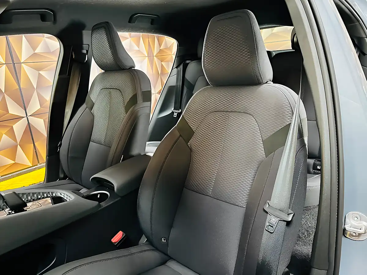 Used 2023 Polestar Polestar 2 Long Range Grey - Interior and Exterior details 9