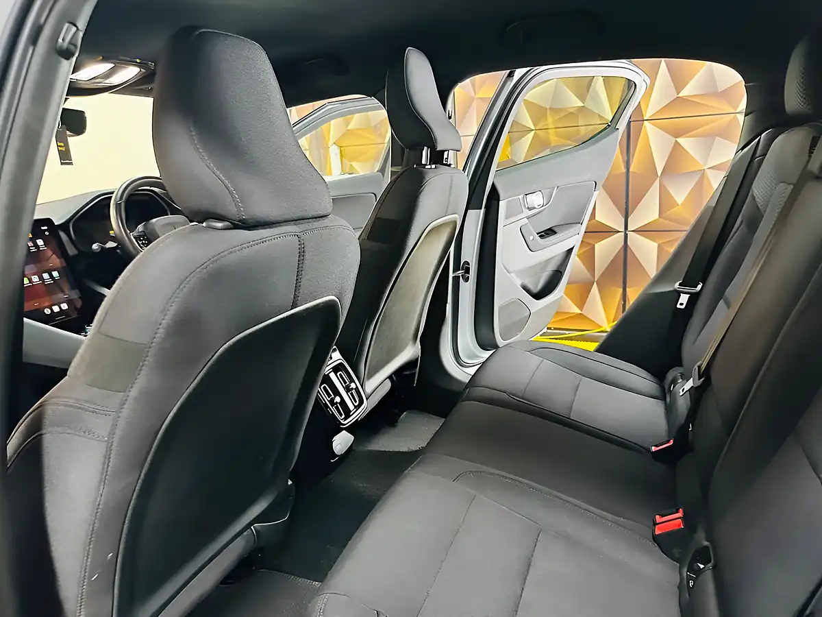 Used 2023 Polestar Polestar 2 Long Range Grey - Interior and Exterior details 20