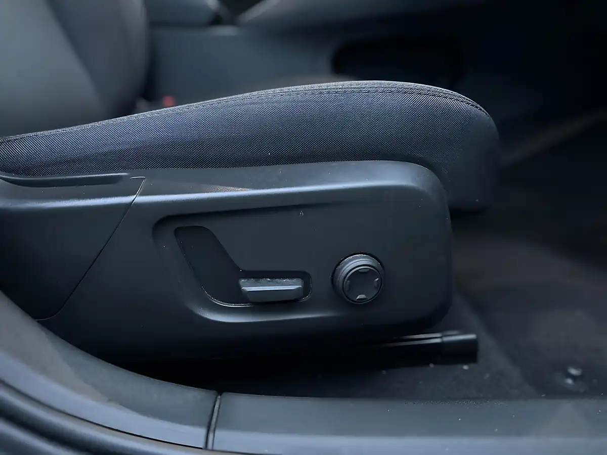 Used 2023 Polestar Polestar 2 Long Range Grey - Interior and Exterior details 13