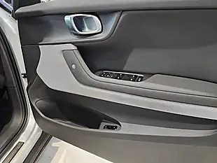 Used 2023 Polestar Polestar 2 Long Range Silver - Interior and Exterior details 18