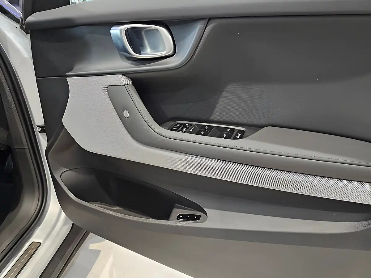 Used 2023 Polestar Polestar 2 Long Range Silver - Interior and Exterior details 18