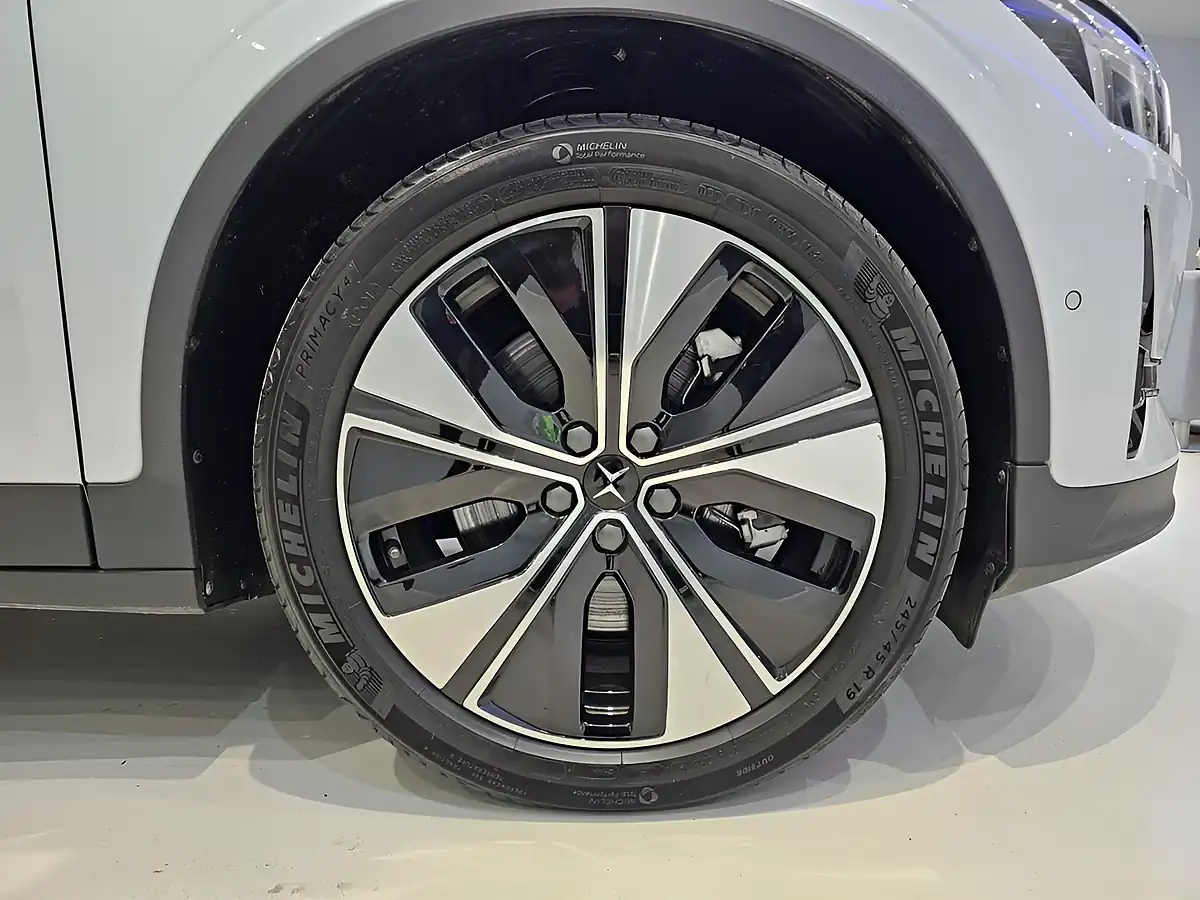 Used 2023 Polestar Polestar 2 Long Range Silver - Interior and Exterior details 8