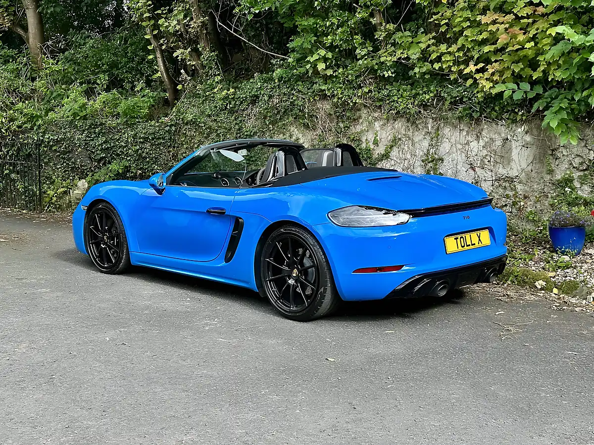 Used 2023 Porsche 718 Boxster Gts Shark Blue - Interior and Exterior details 12