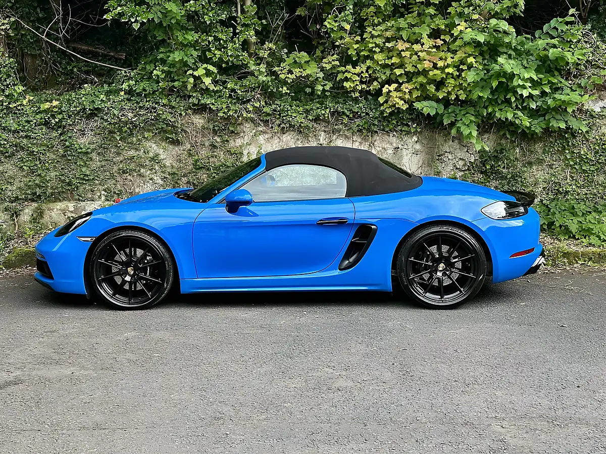 Used 2023 Porsche 718 Boxster Gts Shark Blue - Interior and Exterior details 3