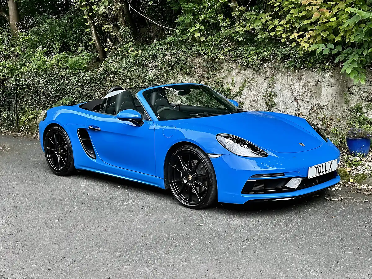 Used 2023 Porsche 718 Boxster Gts Shark Blue - Interior and Exterior details 9