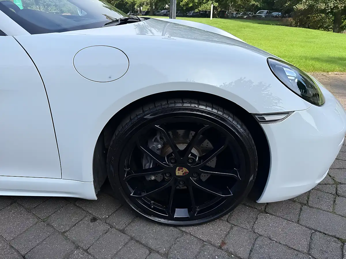 Used 2023 Porsche 718 Cayman Style Edition White - Interior and Exterior details 13