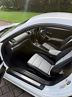 Used 2023 Porsche 718 Cayman Style Edition White - Interior and Exterior details 15