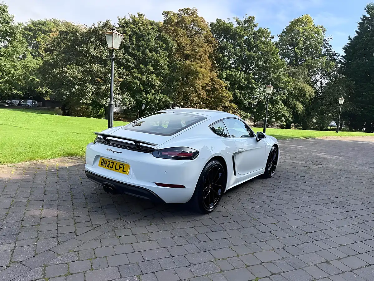 Used 2023 Porsche 718 Cayman Style Edition White - Interior and Exterior details 4