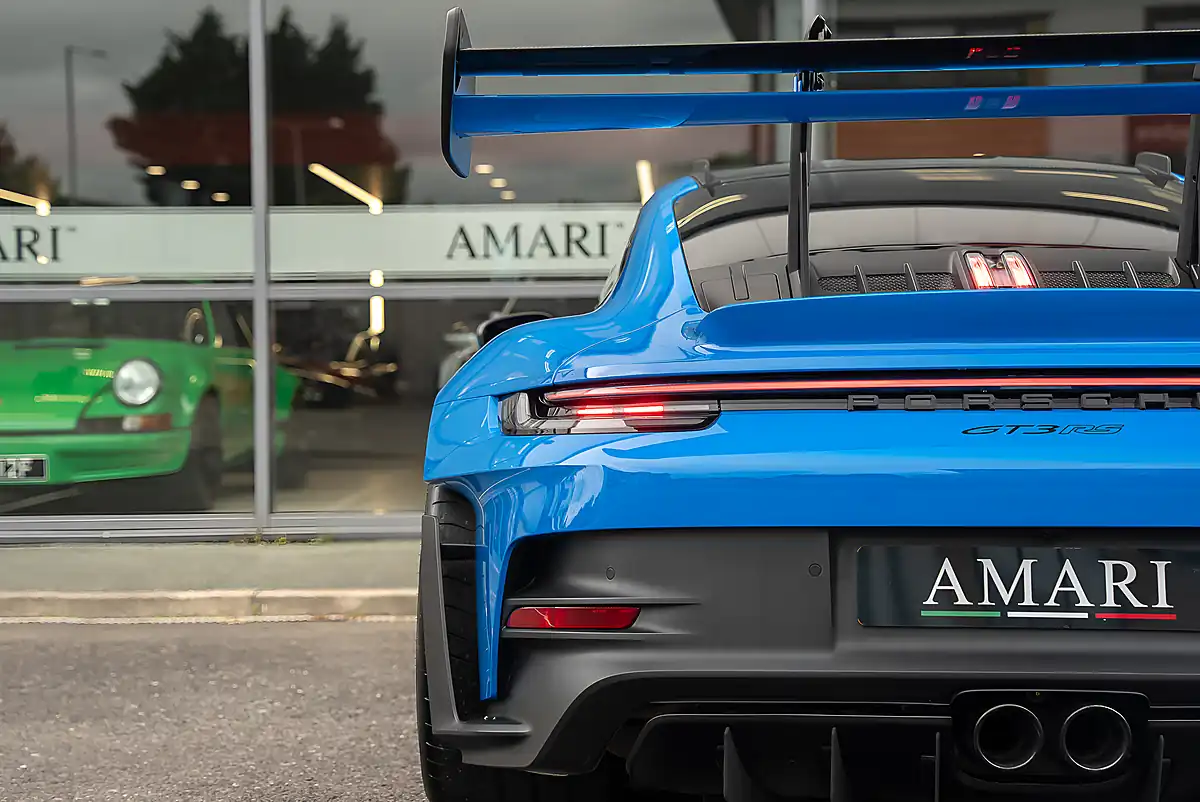 Used 2023 Porsche 911 992 GT3 RS Weissach Shark Blue - Interior and Exterior details 9